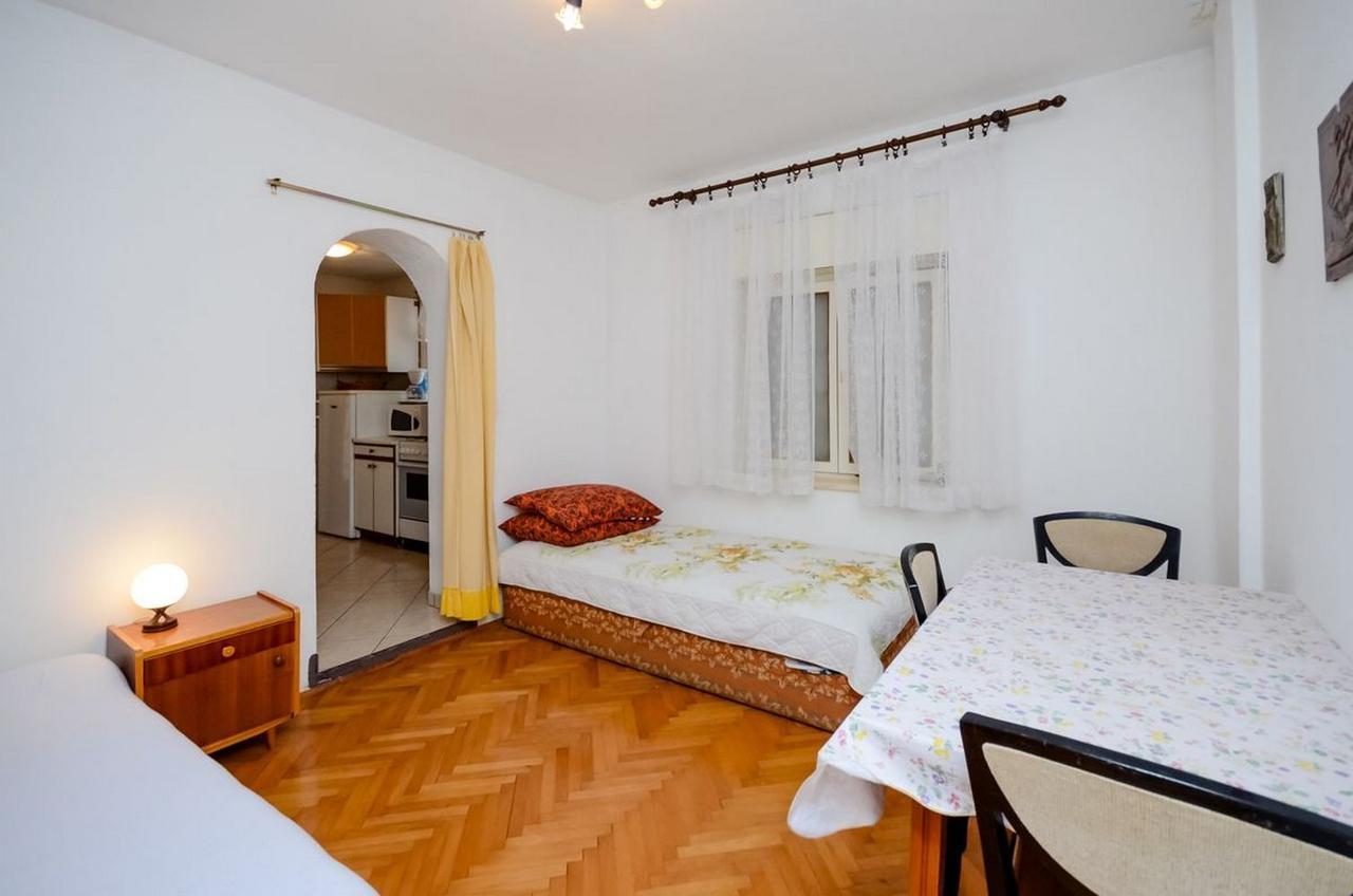 Apartments Lucia Senj  Zewnętrze zdjęcie