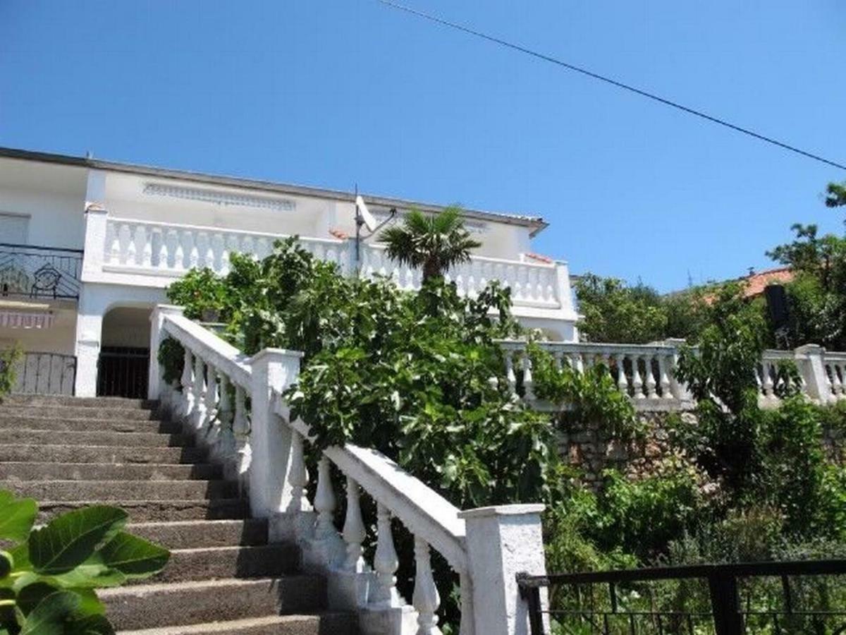 Apartments Lucia Senj  Zewnętrze zdjęcie